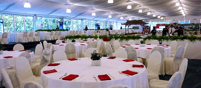 Decorating A Wedding Tent To Make The Event Memorable