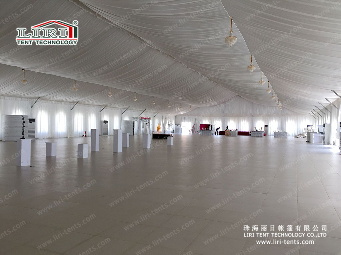 1000 People Church Marquee Tent With Clear Windows