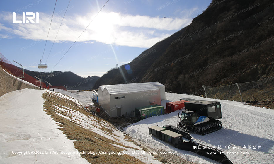 outdoor marquee winter