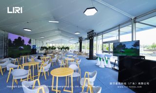 Slope-Adjustable Base for Uneven Greens